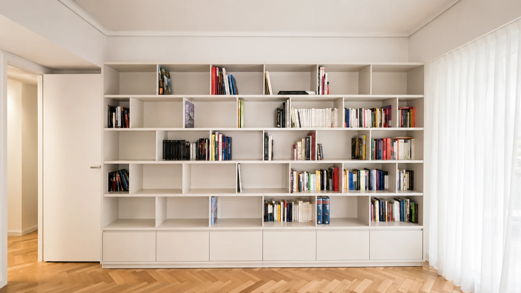 Cama con estructura de madera